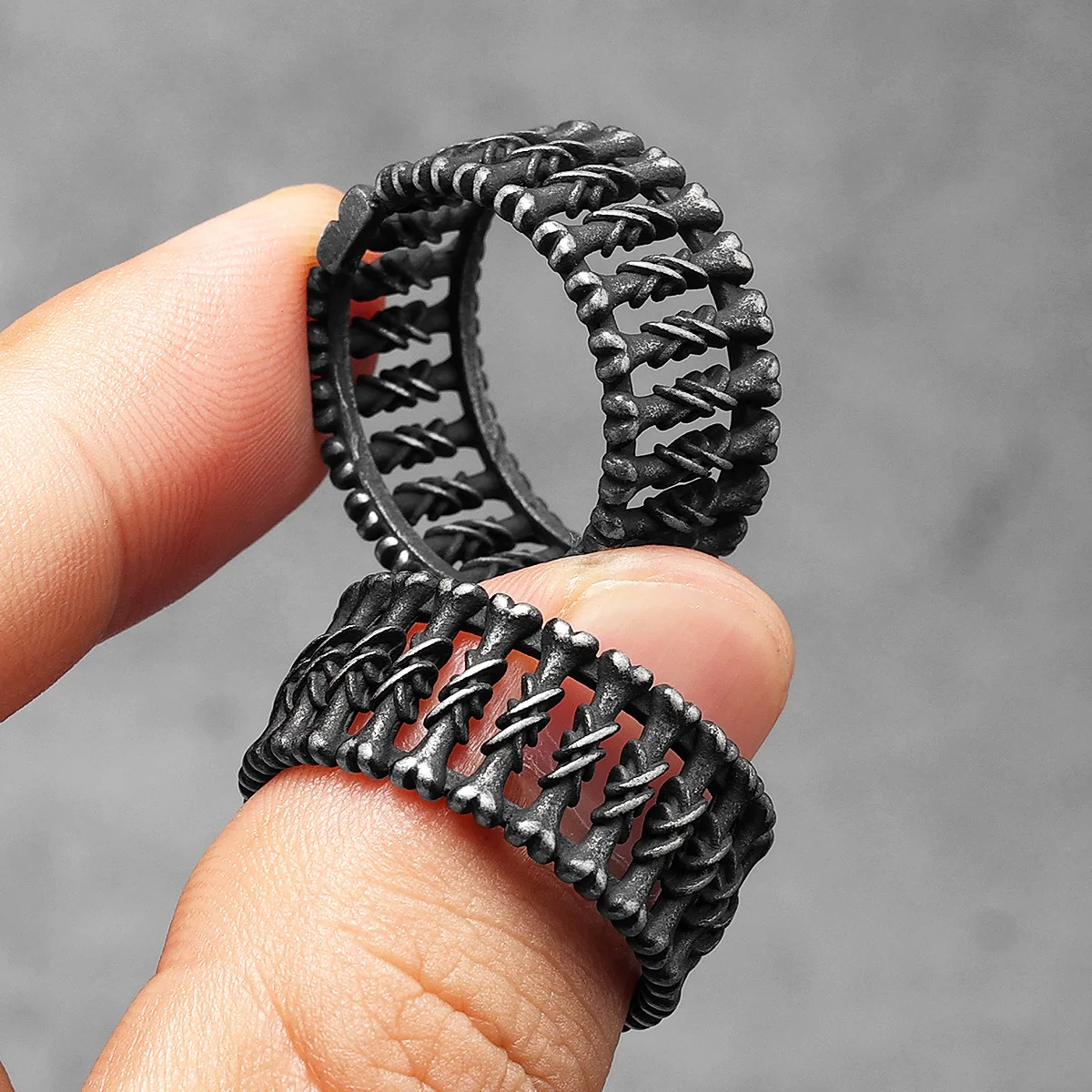 Retro Gothic Bone Men Rings St - Vintage Fashion Newtown avis et prix