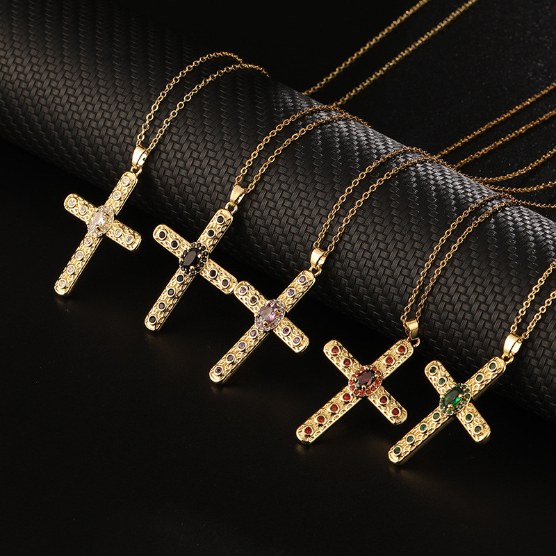 New Design Zircon Cross Pendan - Vintage Fashion Newtown avis et prix
