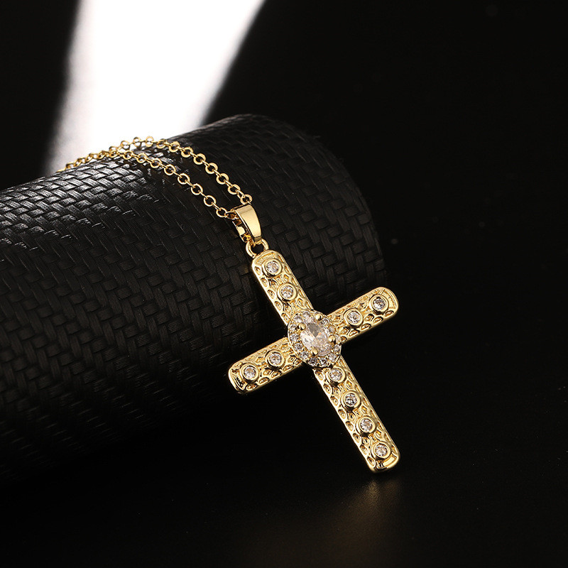 New Design Zircon Cross Pendan - Vintage Fashion Newtown avis et prix